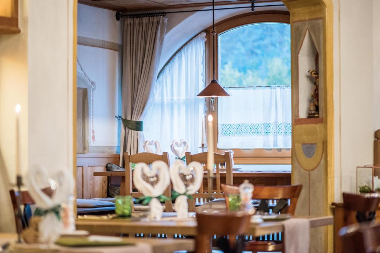 Hotel Edelweiss Braies  Esterno foto