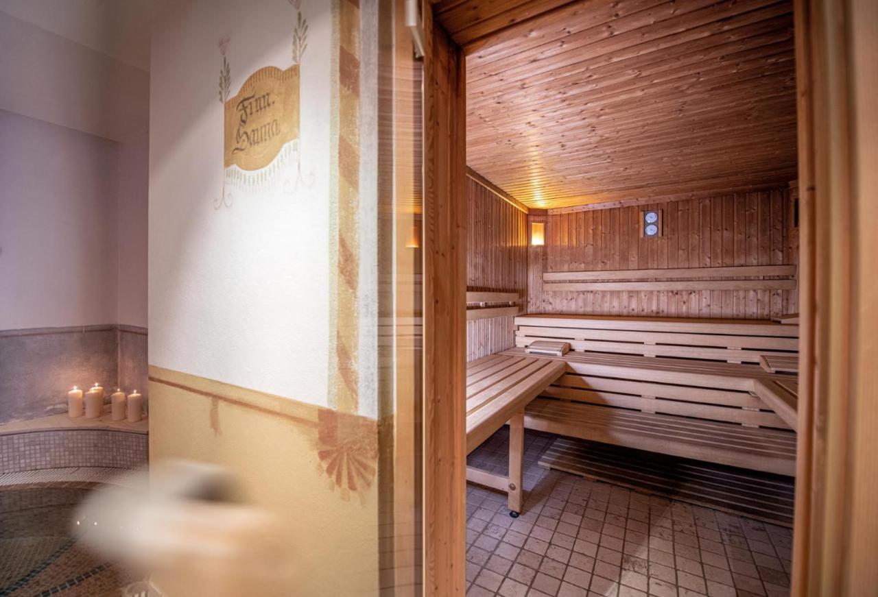 Hotel Edelweiss Braies  Esterno foto