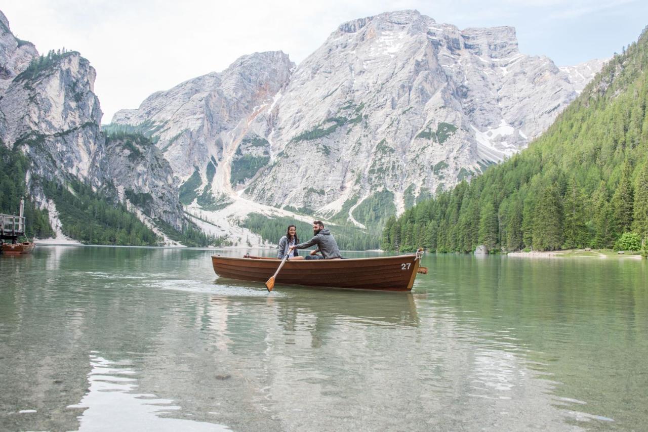 Hotel Edelweiss Braies  Esterno foto